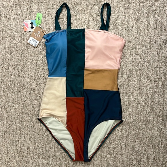Nani Swimsuit Colorblock One-Piece - Picture 1 of 2